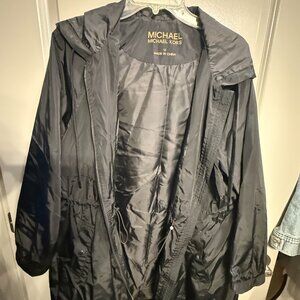 Michael Kors Rain Coat Women’s 1X Black Hooded Full Zip Raglan Sleeve Waterproof